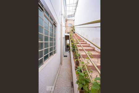 Casa para alugar com 245m², 8 quartos e 3 vagasCorredor