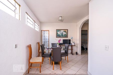 Sala de Jantar de casa à venda com 3 quartos, 245m² em Horto Florestal, Belo Horizonte