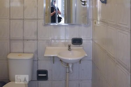 Casa para alugar com 70m², 3 quartos e 1 vagaBanheiro
