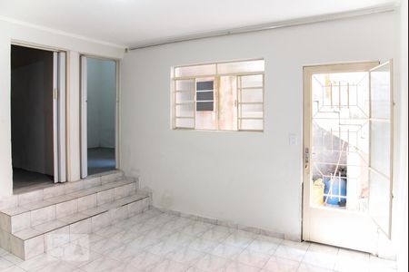 Sala de casa para alugar com 3 quartos, 70m² em Jardim São Roberto, São Paulo