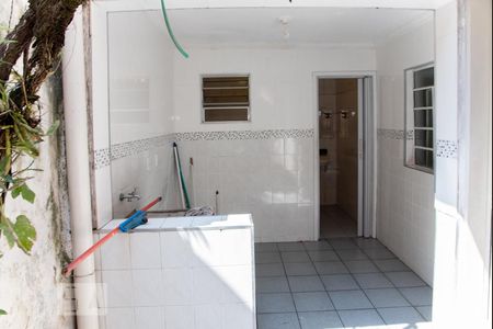 Casa para alugar com 70m², 3 quartos e 1 vagaÁrea de Serviço