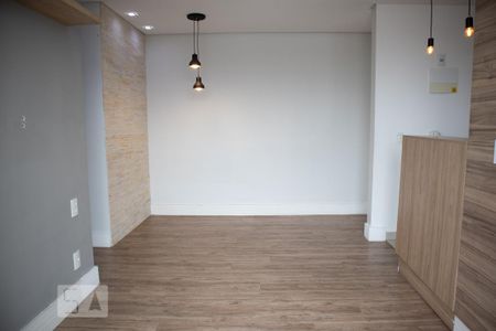 Sala de apartamento para alugar com 2 quartos, 55m² em Vila Guilherme, São Paulo