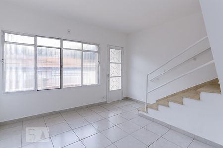 Sala de casa para alugar com 2 quartos, 120m² em Vila Anglo Brasileira, São Paulo