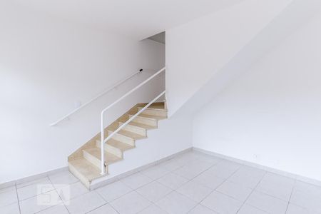 Sala de casa para alugar com 2 quartos, 120m² em Vila Anglo Brasileira, São Paulo