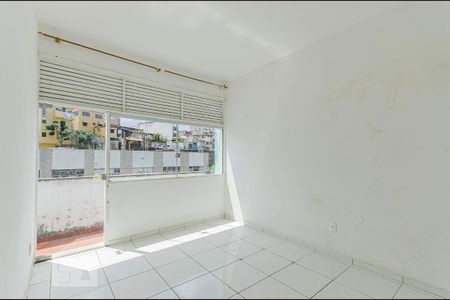 Quarto 2 de apartamento para alugar com 2 quartos, 82m² em Matatu, Salvador
