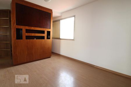 Apartamento à venda com 120m², 2 quartos e 1 vagaSuíte