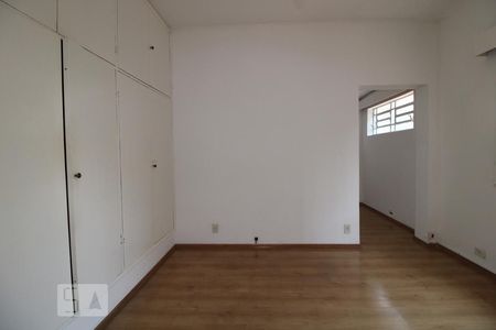 Suíte 1 de casa à venda com 3 quartos, 351m² em Campo Belo, São Paulo