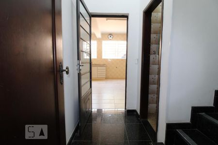 Corredor de casa à venda com 3 quartos, 351m² em Campo Belo, São Paulo
