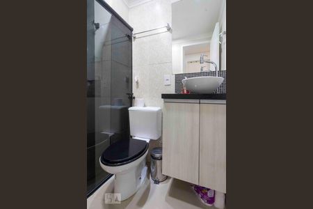 Banheiro de apartamento à venda com 2 quartos, 44m² em Itaquera, São Paulo