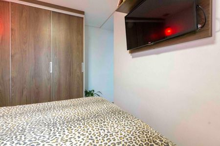 Quarto 1 de apartamento à venda com 2 quartos, 44m² em Itaquera, São Paulo