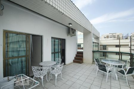 Apartamento para alugar com 212m², 4 quartos e 3 vagasCobertura