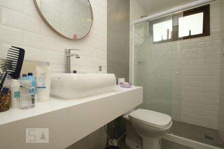 Apartamento para alugar com 212m², 4 quartos e 3 vagasBanheiro Social