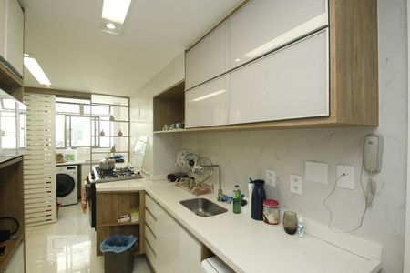 Apartamento para alugar com 212m², 4 quartos e 3 vagasCozinha