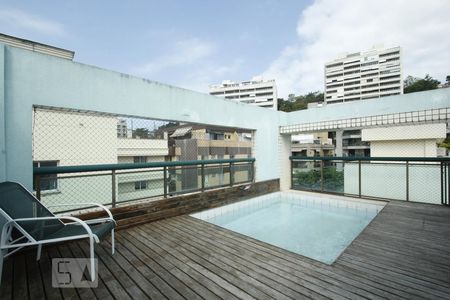 Apartamento para alugar com 212m², 4 quartos e 3 vagasCobertura Piscina
