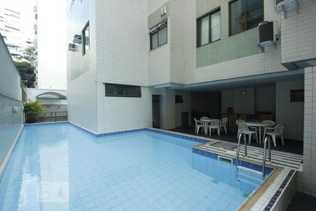 Apartamento para alugar com 212m², 4 quartos e 3 vagasÁrea comum - Piscina