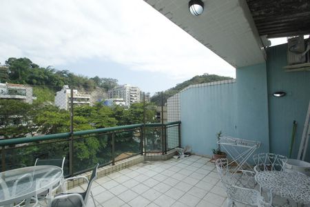 Apartamento para alugar com 212m², 4 quartos e 3 vagasCobertura