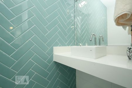 Apartamento para alugar com 212m², 4 quartos e 3 vagasLavabo