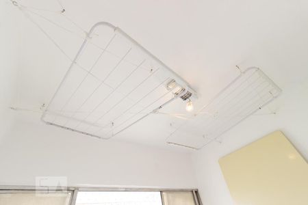 Apartamento para alugar com 68m², 2 quartos e 1 vagaÁrea de serviço