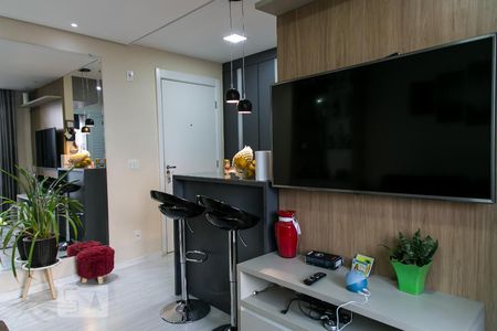 Sala de apartamento para alugar com 2 quartos, 47m² em Parque Edu Chaves, São Paulo