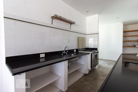 Apartamento à venda com 250m², 2 quartos e 1 vagaCozinha