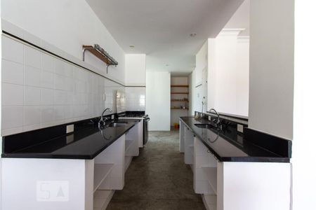 Apartamento à venda com 250m², 2 quartos e 1 vagaCozinha