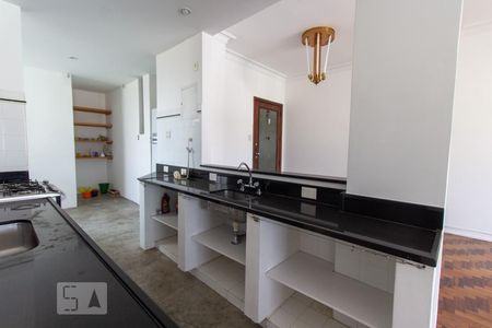 Apartamento à venda com 250m², 2 quartos e 1 vagaCozinha