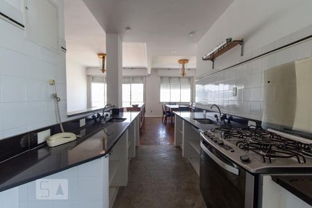 Apartamento à venda com 250m², 2 quartos e 1 vagaCozinha