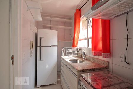 Cozinha de kitnet/studio para alugar com 1 quarto, 27m² em Luz, São Paulo