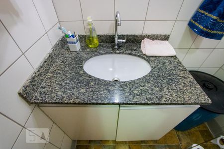 Apartamento à venda com 77m², 3 quartos e 1 vagaBanheiro social