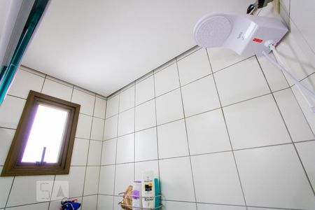 Apartamento à venda com 77m², 3 quartos e 1 vagaBanheiro do quarto 1