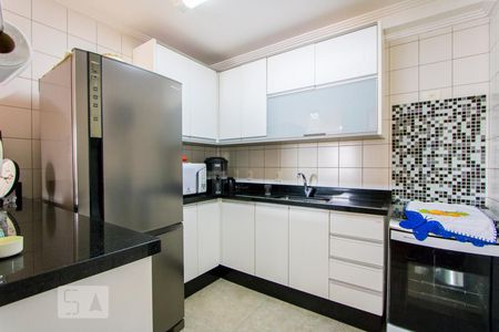 Apartamento à venda com 77m², 3 quartos e 1 vagaCozinha