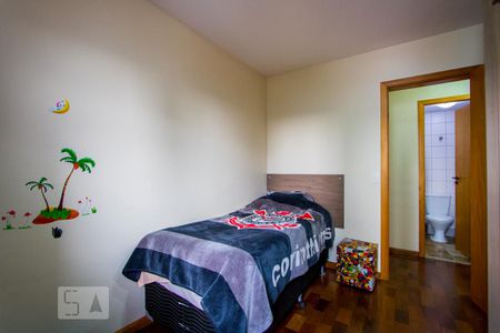 Apartamento à venda com 77m², 3 quartos e 1 vagaQuarto 2