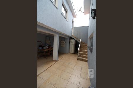 Casa à venda com 300m², 3 quartos e 6 vagasCorredor