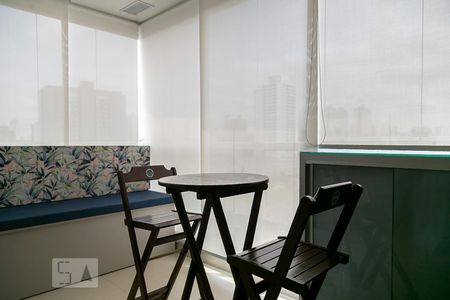 Studio - Varanda de kitnet/studio para alugar com 1 quarto, 30m² em Macedo, Guarulhos