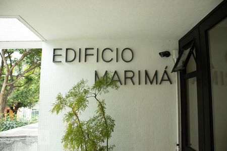 Apartamento à venda com 110m², 3 quartos e 1 vaga Apartamento à venda com 110m², 3 quartos e 1 vagaFachada