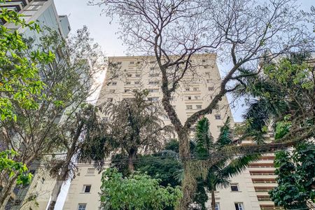 Apartamento para alugar com 115m², 3 quartos e sem vagaFachada