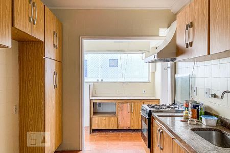 Apartamento para alugar com 115m², 3 quartos e sem vagaCozinha