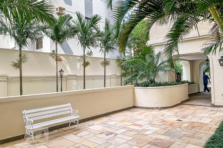 Apartamento para alugar com 115m², 3 quartos e sem vagaCondomínio