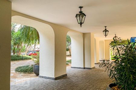 Apartamento para alugar com 115m², 3 quartos e sem vagaCondomínio