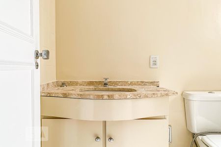 Apartamento para alugar com 115m², 3 quartos e sem vagaBanheiro do Quarto 3