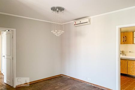 Sala de apartamento à venda com 3 quartos, 115m² em Cambuí, Campinas
