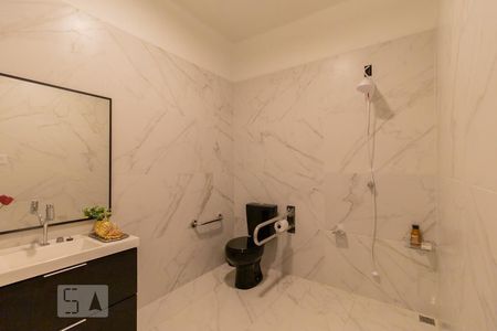 Banheiro de apartamento para alugar com 3 quartos, 350m² em Rio Branco, Novo Hamburgo