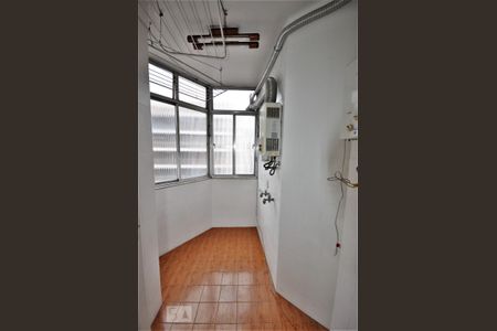 Apartamento à venda com 120m², 3 quartos e 1 vagaÁrea de Serviço