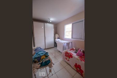 Apartamento à venda com 75m², 2 quartos e 1 vagaQuarto 2