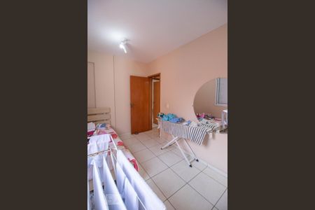 Apartamento à venda com 75m², 2 quartos e 1 vagaQuarto 2
