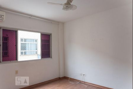 Sala  de apartamento à venda com 2 quartos, 56m² em Maracanã, Rio de Janeiro