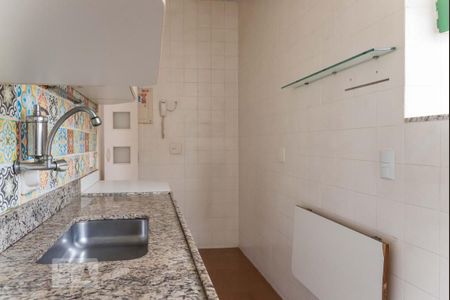 Apartamento à venda com 56m², 2 quartos e 1 vagaCozinha 