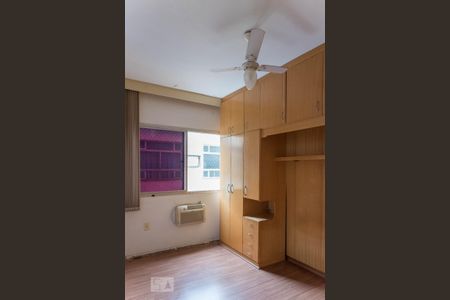 Apartamento à venda com 56m², 2 quartos e 1 vagaQuarto 2