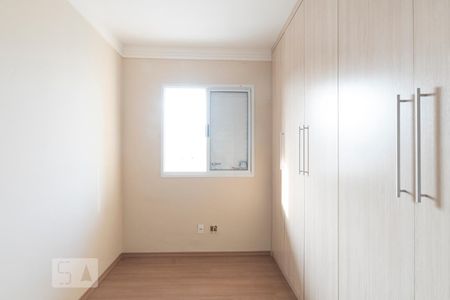 Dormitório 1 de apartamento à venda com 2 quartos, 69m² em Jardim Tupanci, Barueri