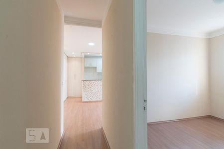 Dormitório Corredor de apartamento à venda com 2 quartos, 69m² em Jardim Tupanci, Barueri